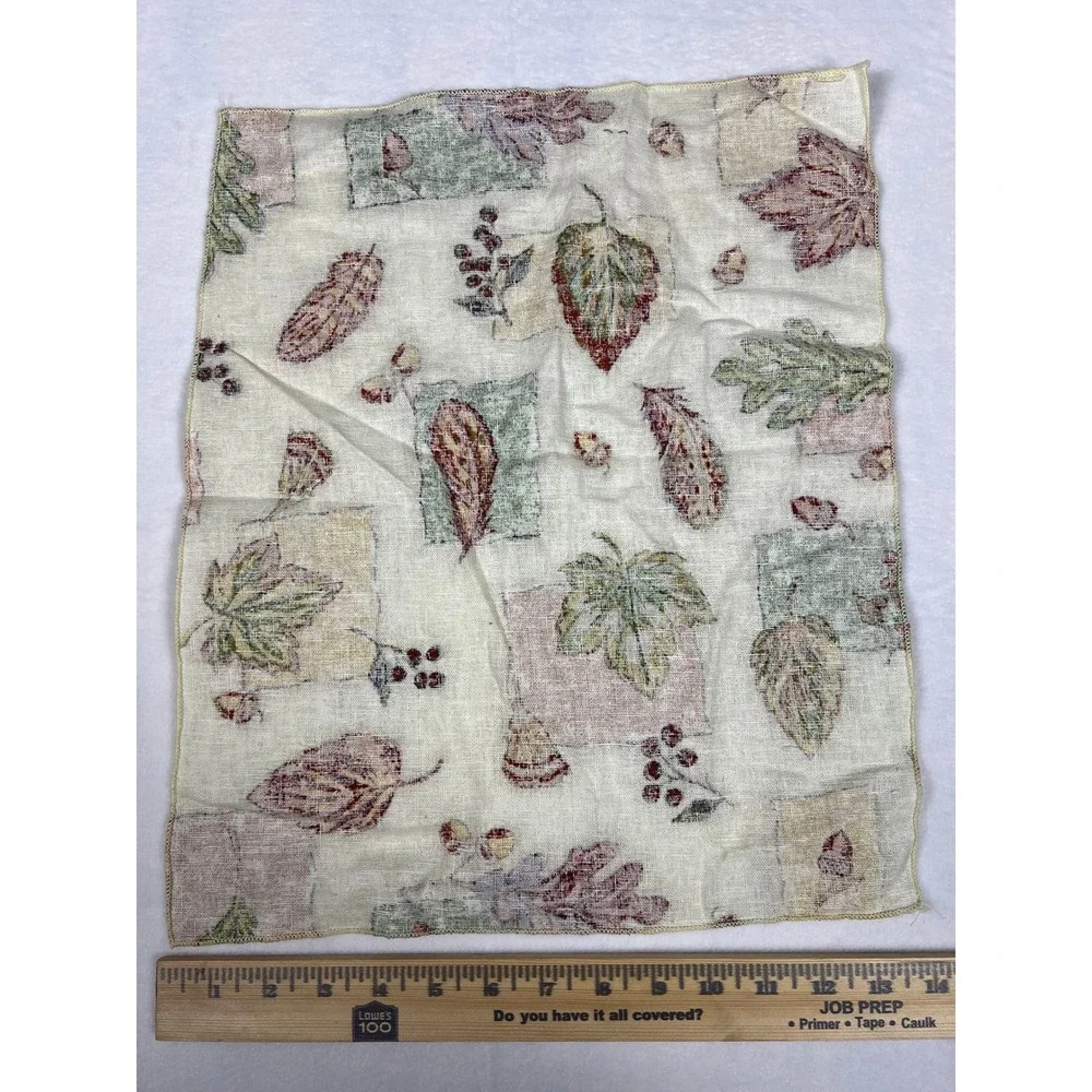 Autumn Harvest Fall Leaves Acorns Berries Fabric Napkin Table Linen‎ 13x16